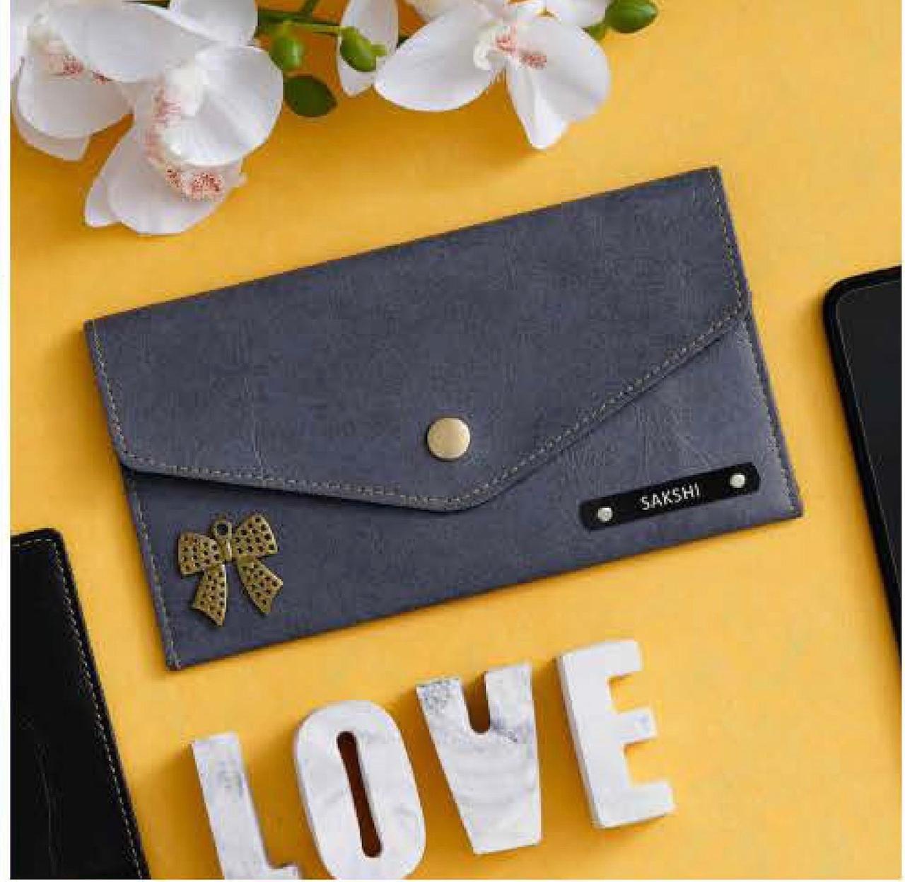Ladies Clutch PitaaraBox Ladies Clutch PitaaraBox